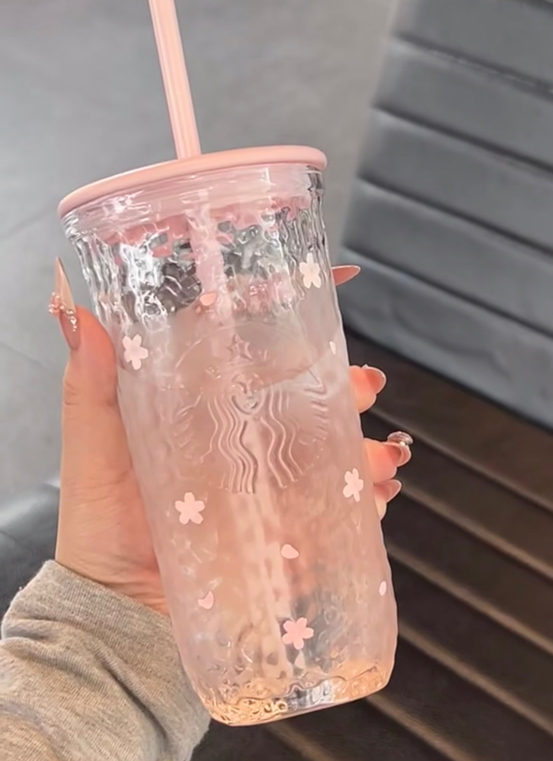 🌸 星巴克把春日樱花装进杯子里 ✨