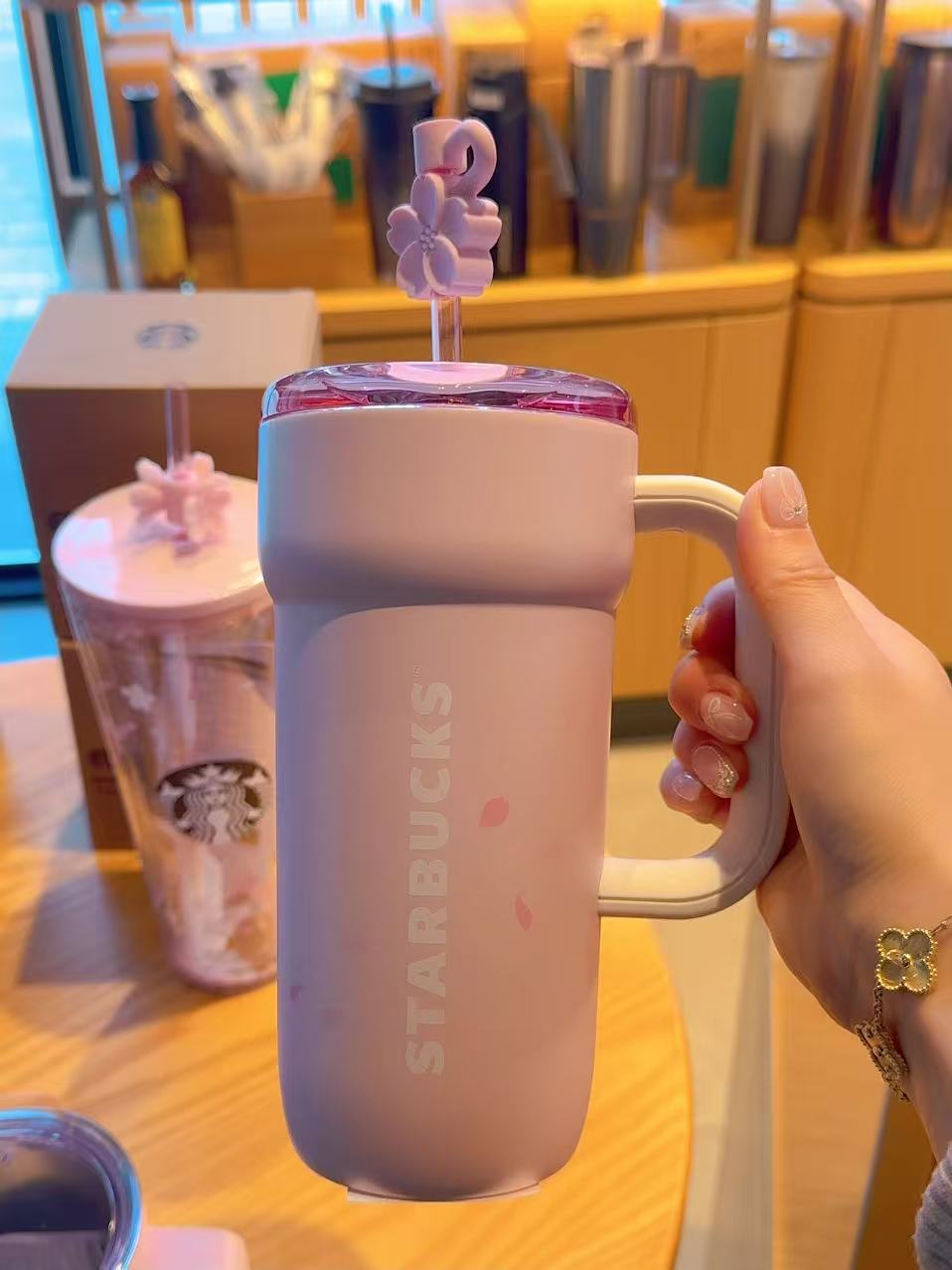 韩国星巴克樱花季限定